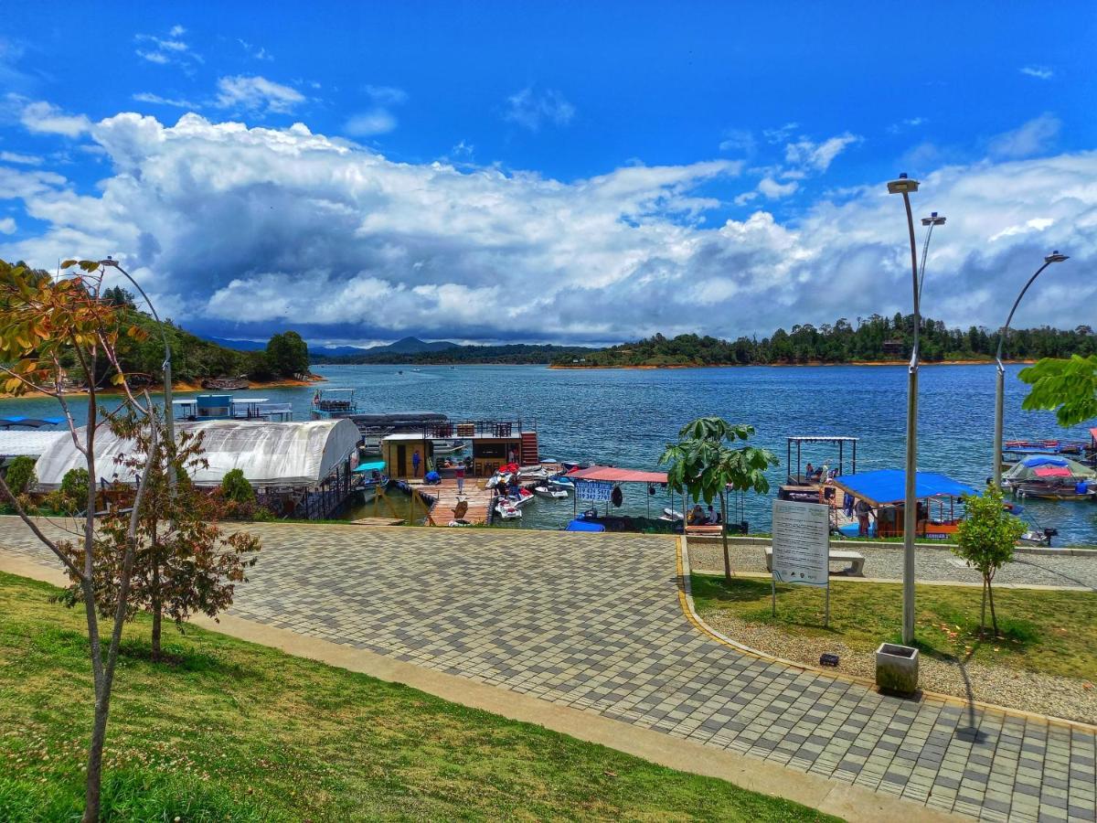 Апартаменты Apartamento Centro Guatape, Parque Y Embalse Экстерьер фото