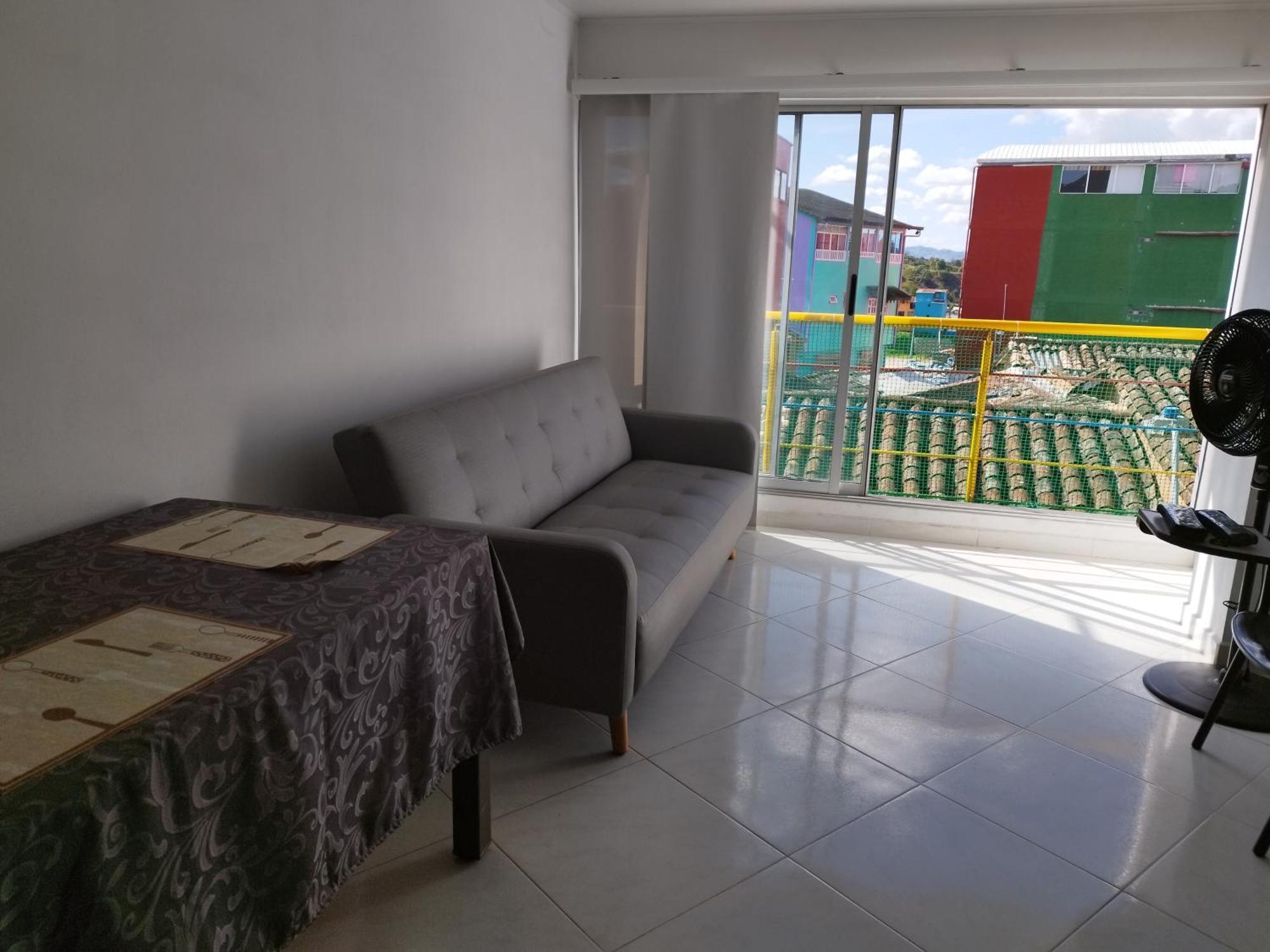 Апартаменты Apartamento Centro Guatape, Parque Y Embalse Экстерьер фото