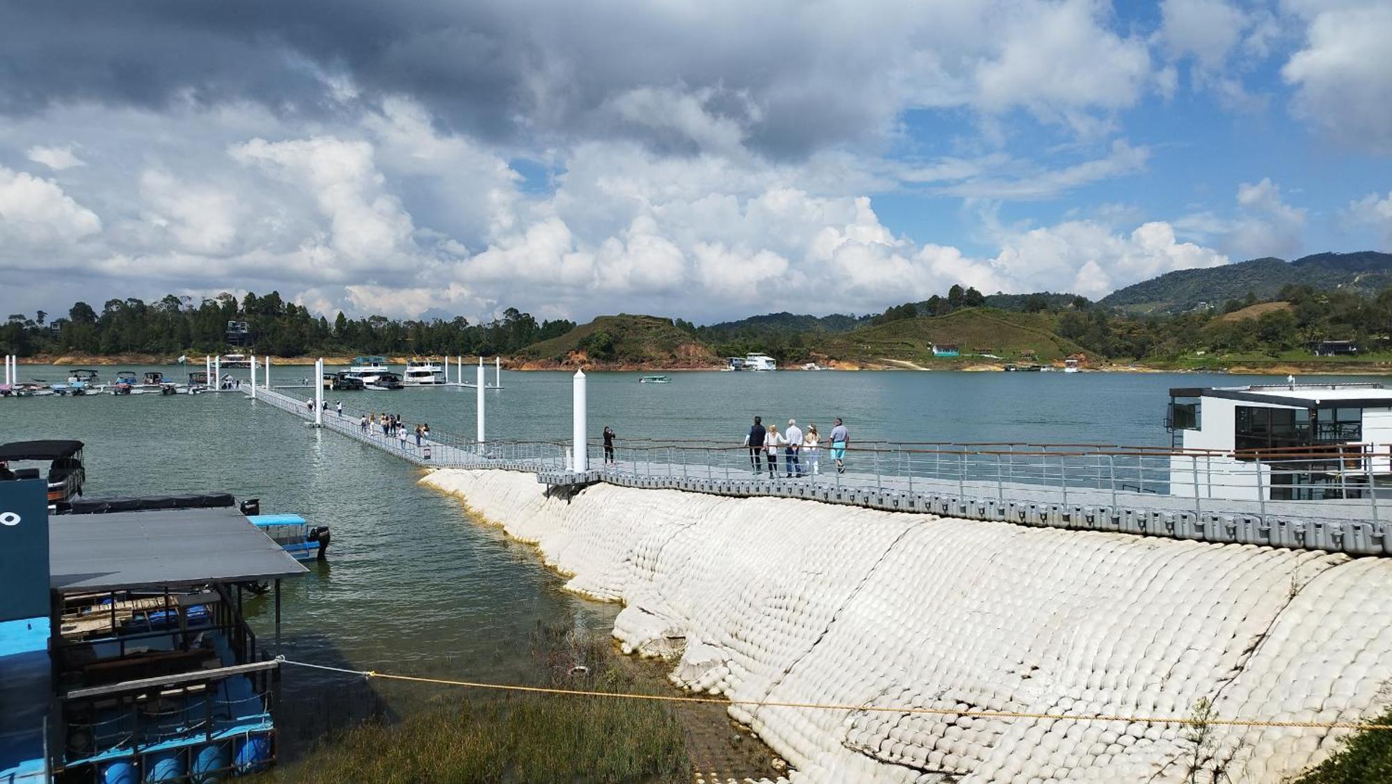 Apartamento Centro Guatape, Parque Y Embalse Экстерьер фото